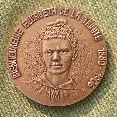 Gaëtan Ader: Bienheureuse Elisabeth de la Trinité (médaille, © 1986)
