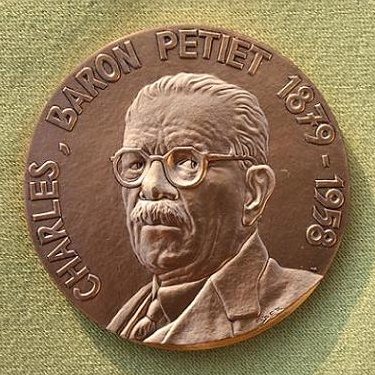 Gaëtan Ader: Baron Petiet (médaille, © 1995)
