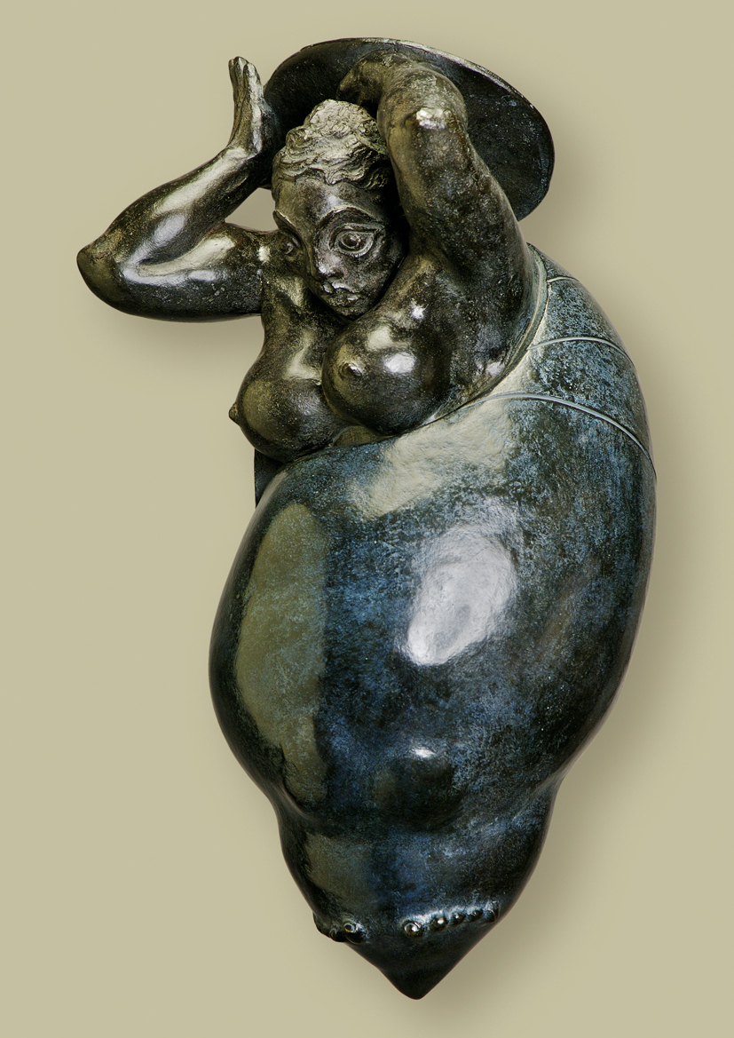Yeva: Bernadette l'Hermite (bronze, 38 X 19 X 23 cm)