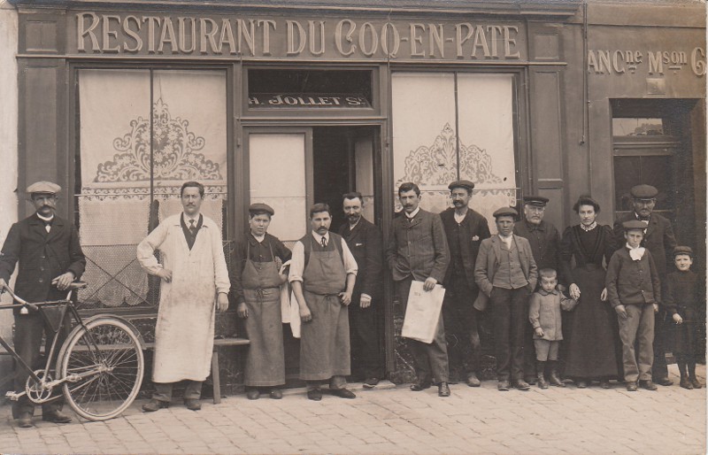 Le Coq en Pâte vers 1915 (carte-photo de la collection de Claude Pététin)