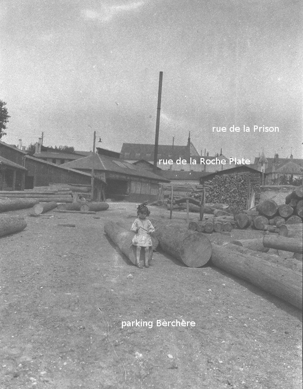 Chantier de la scierie Berthelot (cliché non daté, collection Jérôme Cattiaux)