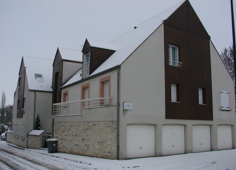 La résidence du moulin de la Pirouette le 19 décembre 2010 (cliché Bernard Gineste)