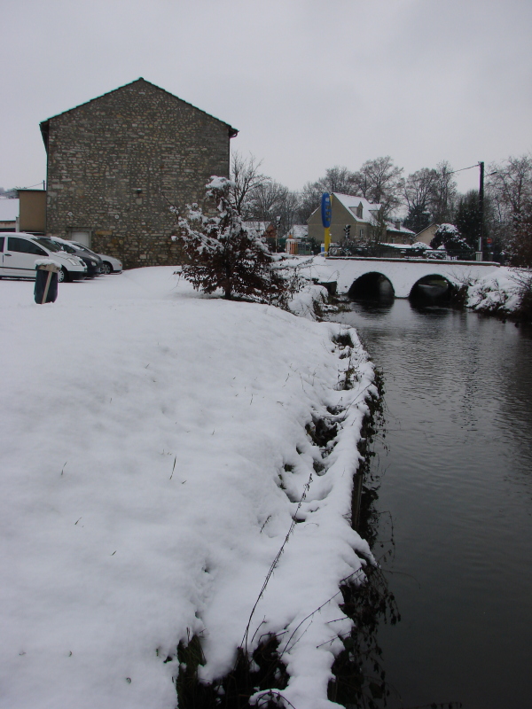 Le moulin des Fontaines le 20 décembre 2010 (cliché B.G.)