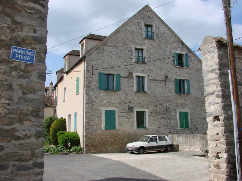 Le moulin Martin alias Badran inférieur le 14 avril 2011 (cliché Bernard Gineste)