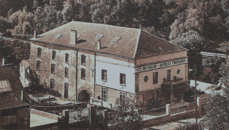 Les établissements Falchi au moulin Saint-Denis de Saclas en 1934