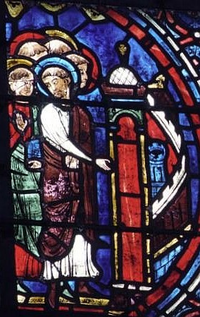 Saints Savinien, Potentien, Altin et d'autres devant une ville (vitrail de Chartres)