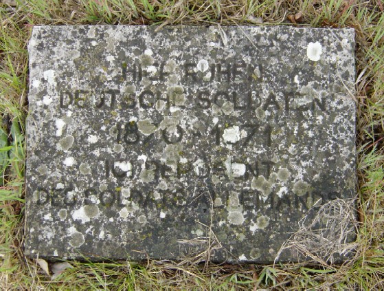 Tombe de soldats allemands au cimetière Notre-Dame d'Etampes