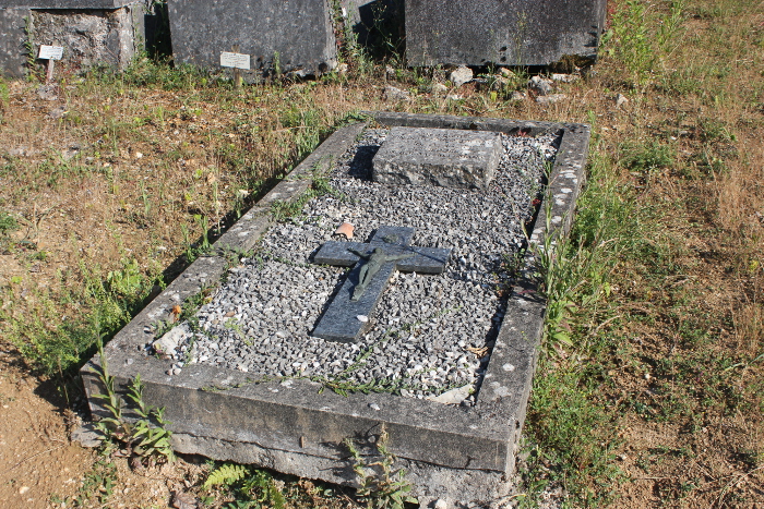 Tombe d'un soldat allemand à Ormoy-la-Rivière (1870-1871)