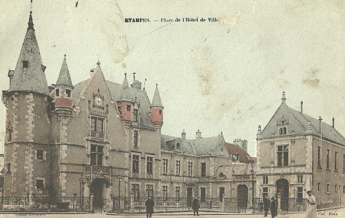 Carte de Gabrielle Sevestre épouse Mathon à Mme Perraud (Etampes, 23 août 1914)