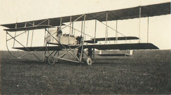 Un biplan Farman en 1916