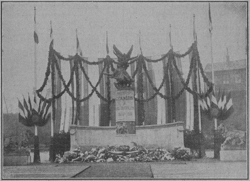 La décoration du Monument