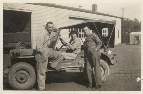 Une jeep (juillet-août 1945)