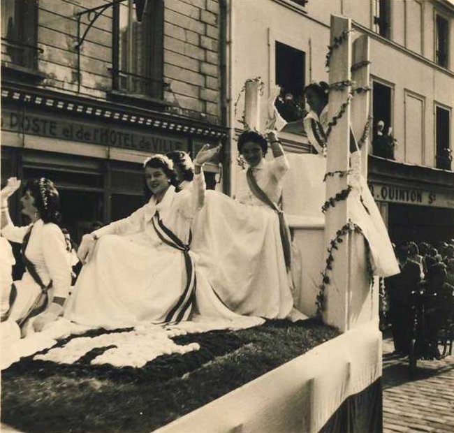 Cavalcade étampoise du 30 septembre 1956