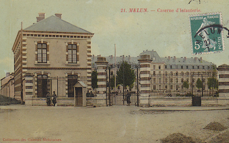 La caserne Augereau à Melun