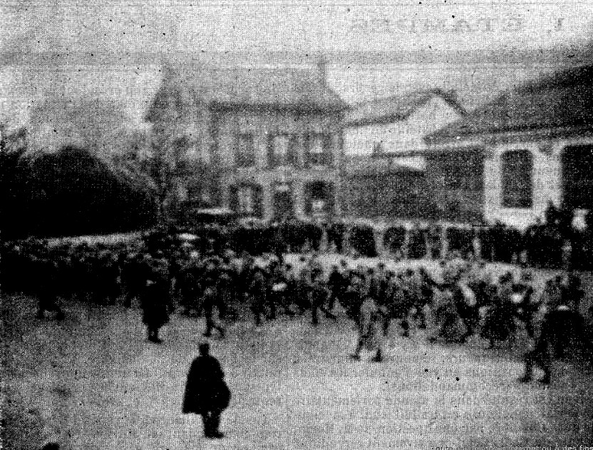 Arrivée des prisonniers le 8 novembre 1915 (clichés Baleynaud, Abeille d'Etampes du 13 novembre)