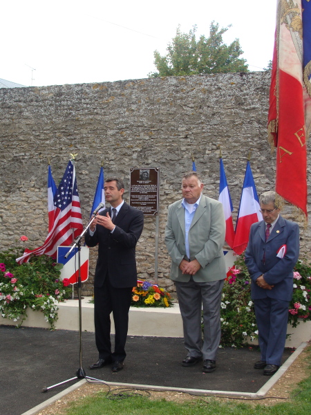 Commémoration de la mort du Lieutenant Cory H. Grant