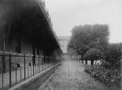 Cour du collège en 1925