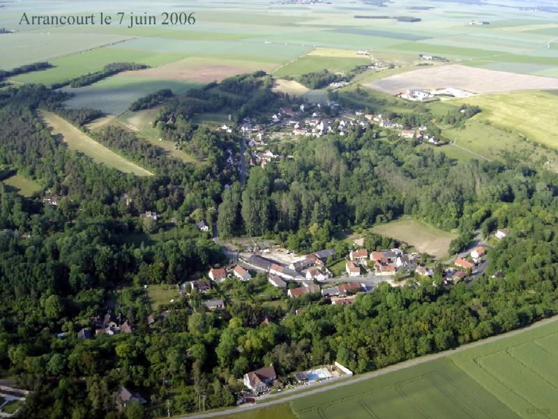 Vue aérienne d'Arrancourt (cliché de 2006)