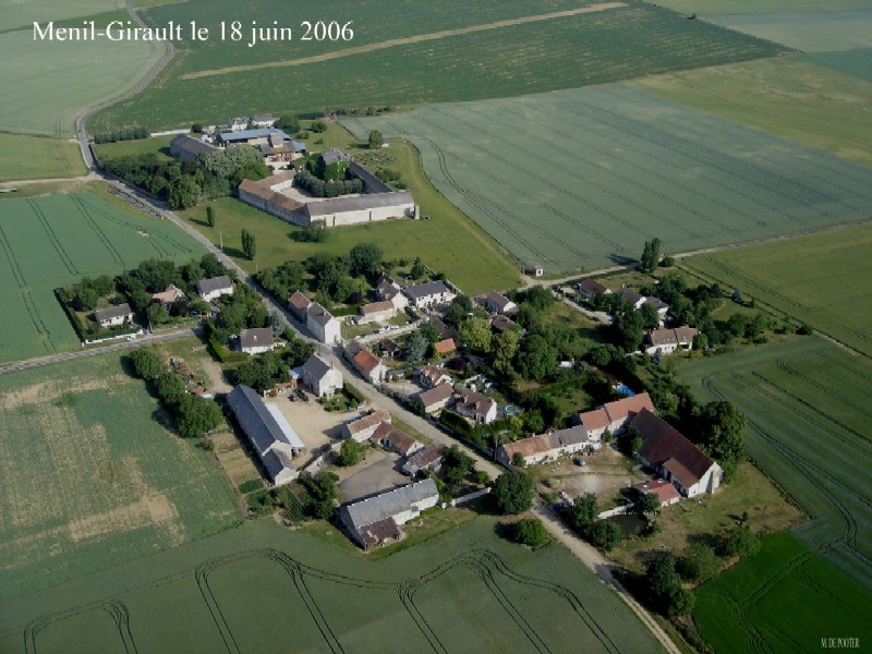 Vue aérienne de Ménil-Girault, hameau de Boissy-la-Rivière (cliché de 2006)
