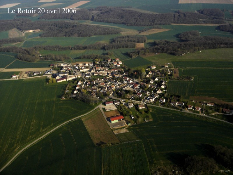 Vue aérienne du Rotoir, hameau de la commune de Boissy-le-Sec (cliché de 2006)