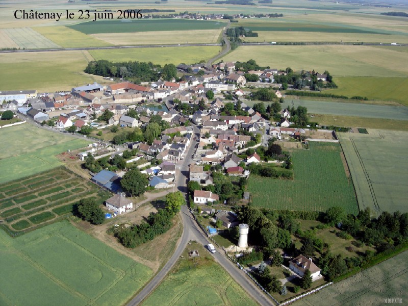 Vue aérienne de Châtenay n°1 (cliché de 2006)