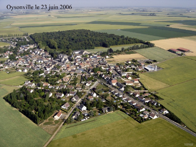 Vue aérienne d'Oysonville n°2 (cliché de 2006)