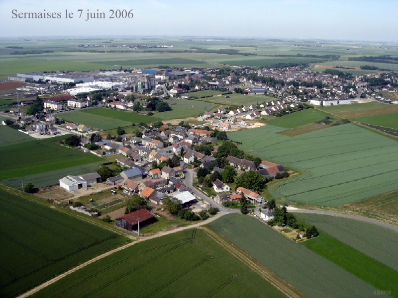 Vue aérienne de Sermaises n°2 (cliché de 2006)