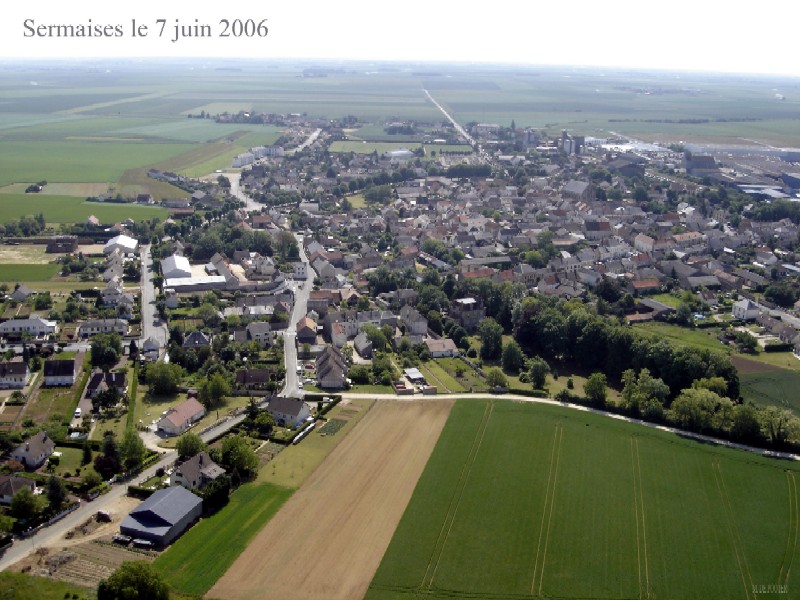 Vue aérienne de Sermaises n°4 (cliché de 2006)