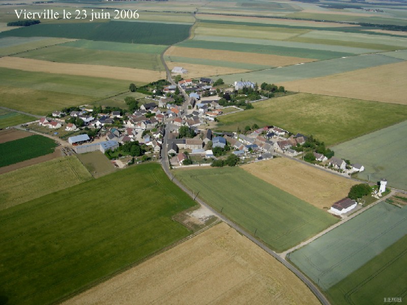 Vue aérienne de Vierville (cliché de 2006)
