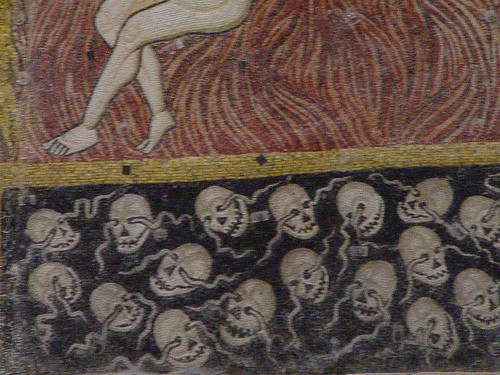 Le vers qui ne meurt pas dans les ténèbres de l'Enfer (mosaïque de Torcello, XIe siècle)