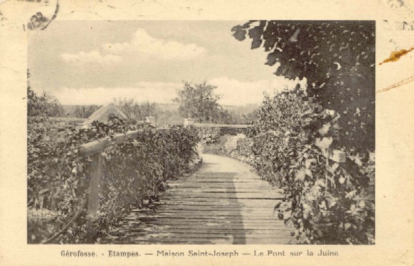Maison Saint-Joseph à Gérofosse (Etampes):  Le Pont sur la Juine