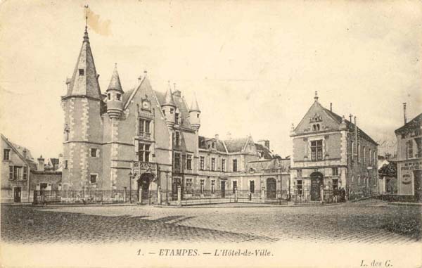 L'hôtel de ville d'Etampes en 1903