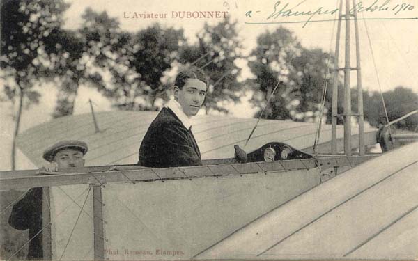 Etampes-Aviation: L'Aviateur Dubonnet