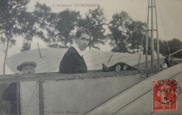 Etampes-Aviation: L'Aviateur Dubonnet