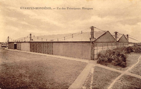 Etampes-Mondésir: Un des principaux hangars