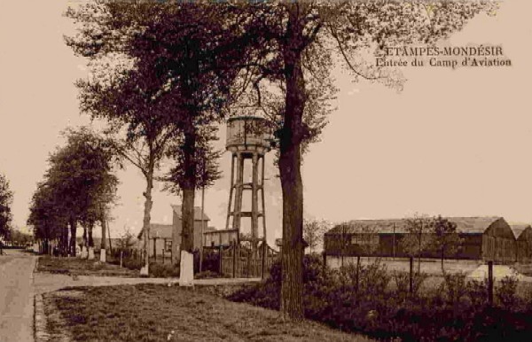 Entrée du Camp d'Aviation