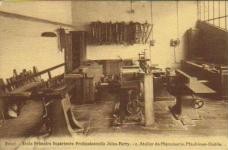 Tourte et Petitin: Atelier de menuiserie de l'Ecole Normale Supérieure Professionnelle Julles Ferry de Douai