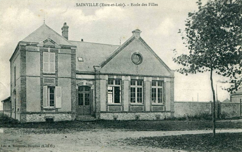 Ecole des filles de Sainville