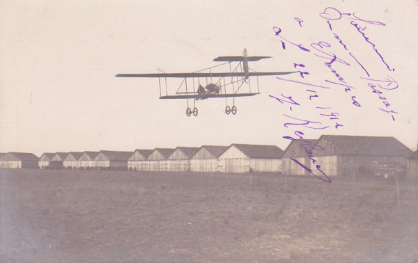Carte postale de l'aviateur Joseph Reybaud dédicacée au mécanicien Louis Davis